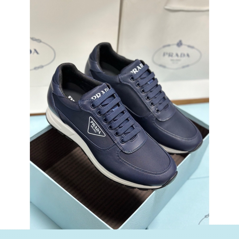 Pra*a casual shoes